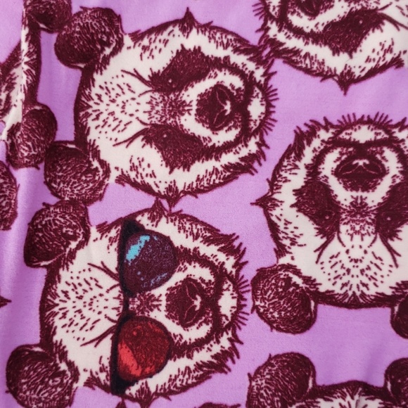 Panda LulaRoe OS Leggings in Lilac Purple Panda Bears with Sunglasses - Picture 2 of 3